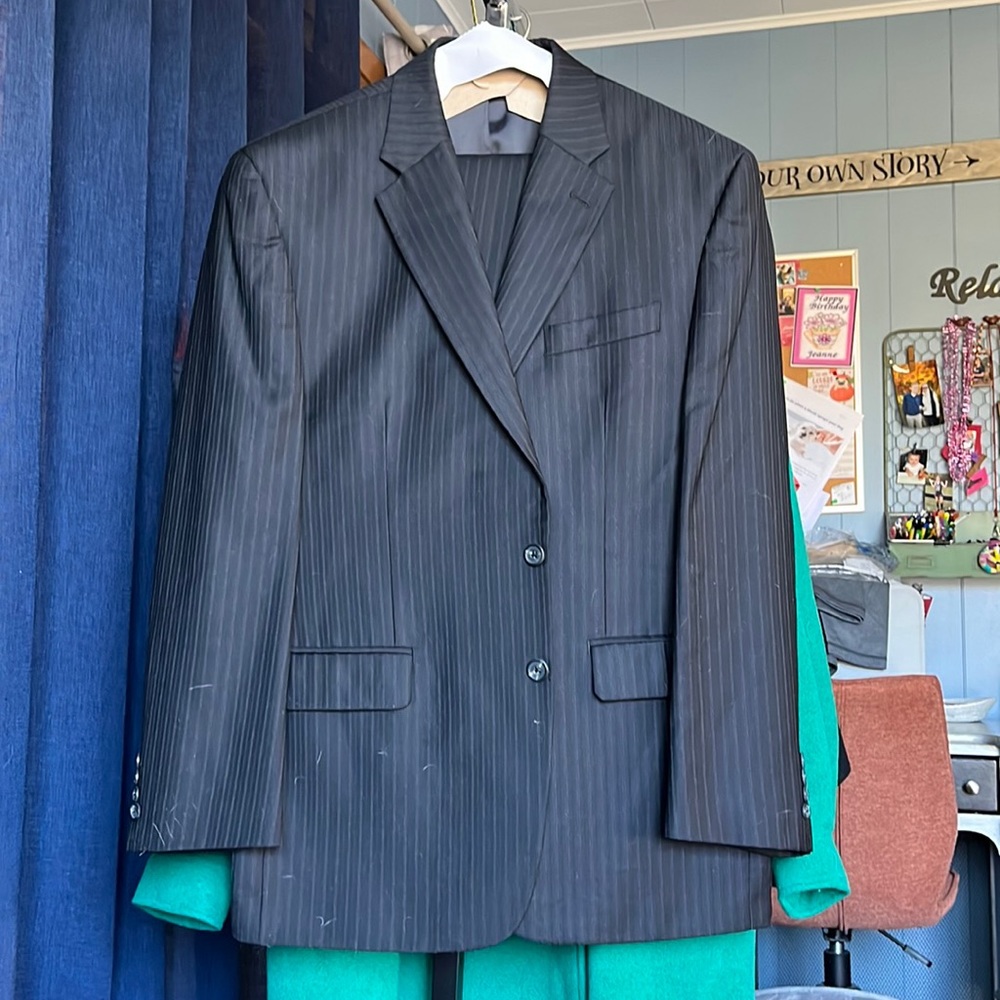 Men’s suit